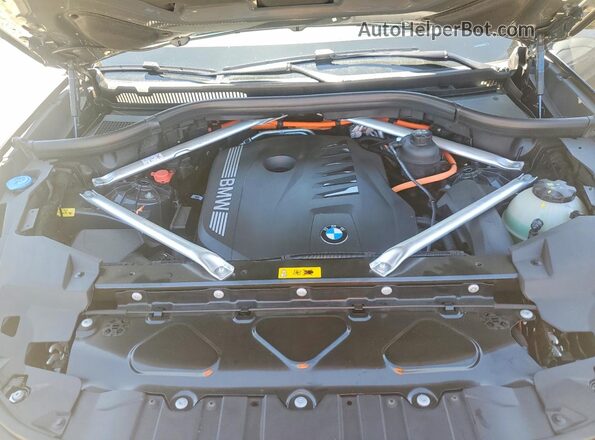 5UX43EU08T9039076 2026 BMW X5 Charcoal Շարժիչի բաժամունքի տեսք