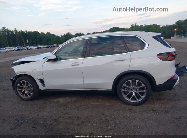 5UX43EU08T9325350 2026 BMW X5 White 
