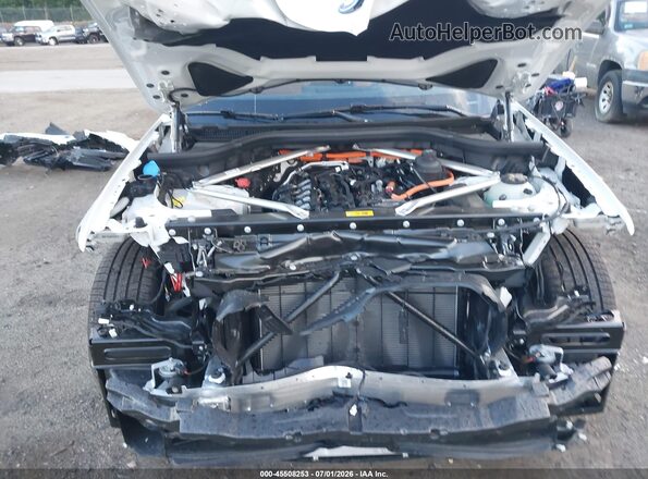 5UX43EU08T9325350 2026 BMW X5 White 