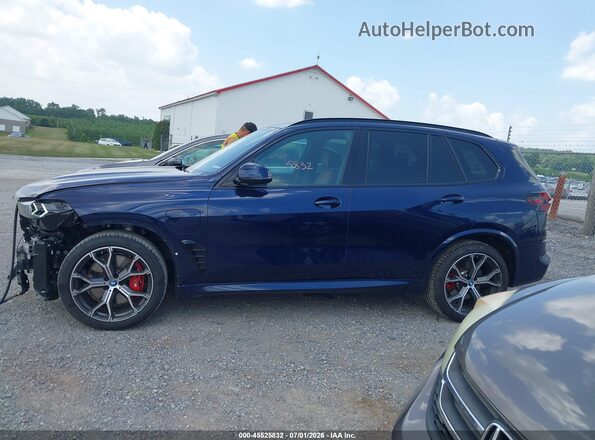 5UX43EU09S9W80431 2025 BMW X5 Blue Widok wnętrza 360 stopni