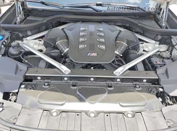 5UX43EX06T9407220 2026 BMW X6 White Widok wnętrza z tyłu