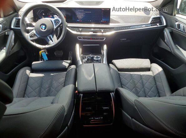 5UX43EX06T9407220 2026 BMW X6 White Widok deski rozdzielczej