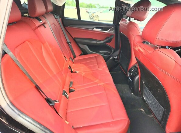 5UX53DP00N9K58319 2022 BMW X3 Black Widok tylnych siedzeń