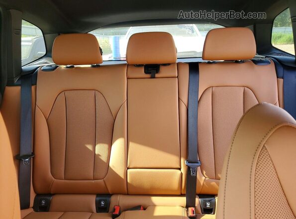5UX53DP00N9K66629 2022 BMW X3 Blue Widok tylnych siedzeń