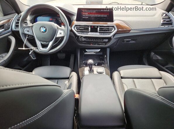 5UX53DP00R9U69414 2024 BMW X3 Black Առջևի վահանակի տեսք