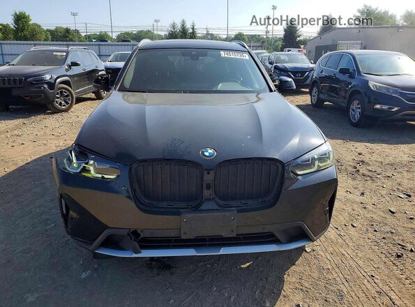 5UX53DP03N9L40979 2022 BMW X3 Black Widok z przodu