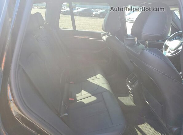5UX53DP03N9L40979 2022 BMW X3 Black Widok tylnych siedzeń