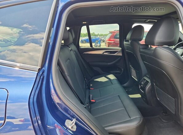 5UX53DP03N9M07225 2022 BMW X3 Blue უკანა სალონის ხედი