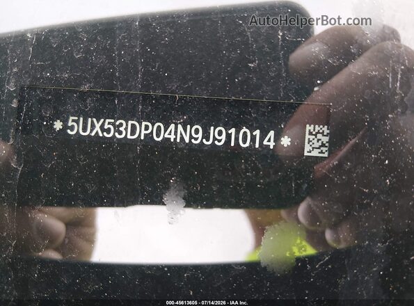 5UX53DP04N9J91014 2022 BMW X3 Blue Widok komory silnika