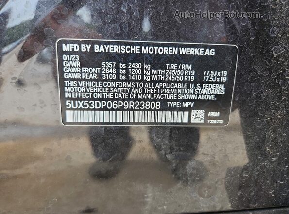 5UX53DP06P9R23808 2023 BMW X3 Charcoal VIN კოდის სტიკერის ხედი