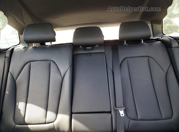 5UX53DP07N9L69630 2022 BMW X3 Black Widok tylnych siedzeń