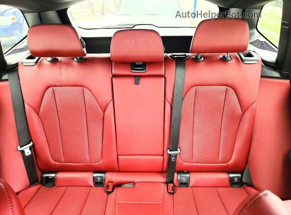 5UX53DP07N9N39484 2022 BMW X3 White უკანა სავარძლების ხედი