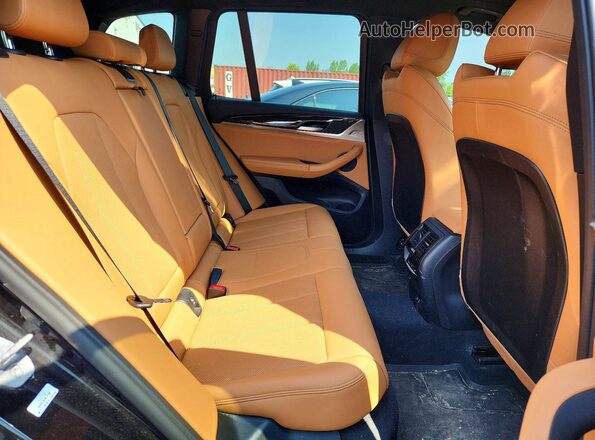 5UX53DP07R9V79358 2024 BMW X3 Black Вид задньої частини салону