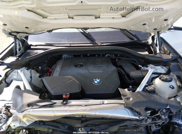 5UX53DP08R9U27685 2024 BMW X3 White Vista trasera
