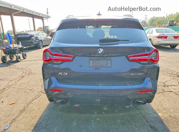 5UX53DP08R9U38119 2024 BMW X3 Black უკანა ხედი