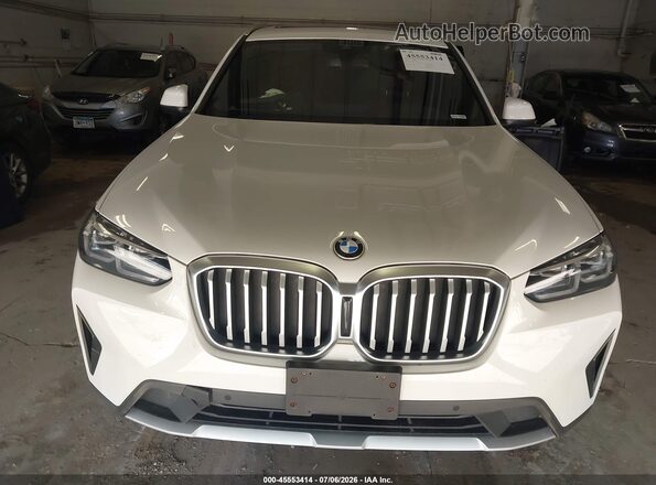 5UX53DP09N9K26453 2022 BMW X3 Beige Սարքավորումների վահանակի տեսք