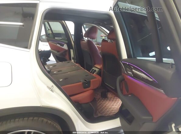 5UX53DP09N9K26453 2022 BMW X3 Beige VIN կոդի պիտակի տեսք
