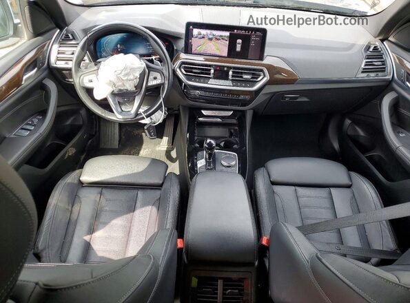 5UX53DP09N9M16804 2022 BMW X3 Blue Vista del salpicadero