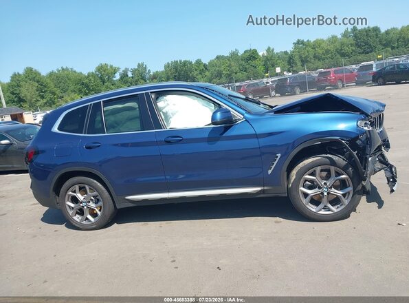 5UX53DP09N9N31029 2022 BMW X3 Blue Вид задньої частини салону