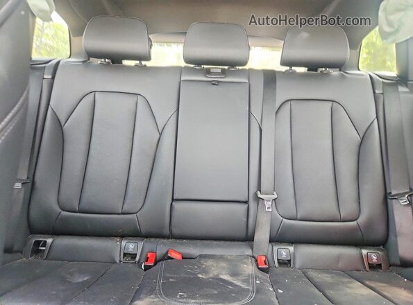 5UX53DP09P9R93917 2023 BMW X3 White უკანა სავარძლების ხედი