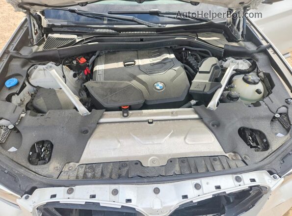 5UX53DP09P9R93917 2023 BMW X3 White ძრავის განყოფილების ხედი