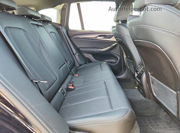 5UX53DP09R9V39606 2024 BMW X3 Black Rear interior view