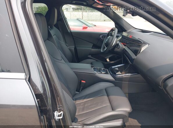 5UX53GP00S9Z19389 2025 BMW X3 Black წინა სალონის ხედი