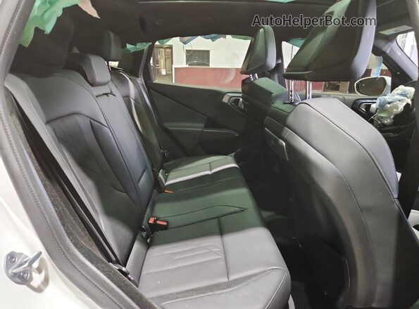 5UX53GP00T9224556 2026 BMW X3 White 