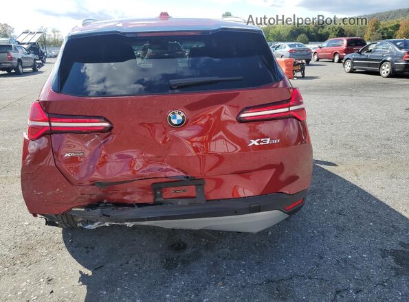5UX53GP03S9Y72083 2025 BMW X3 Red Вид ззаду