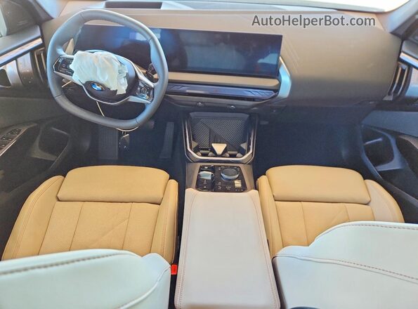 5UX53GP03T9211316 2026 BMW X3 White Вид панелі приладів