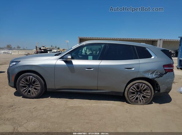 5UX53GP04S9Y81620 2025 BMW X3 Gray Vista interior de 360 grados