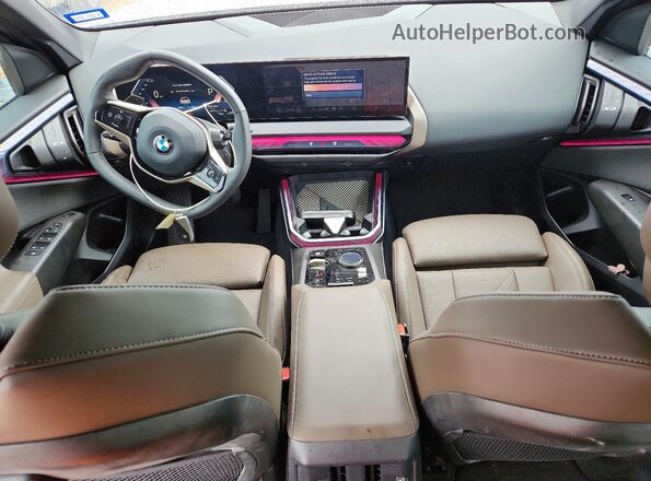 5UX53GP07S9Z04405 2025 BMW X3 Beige Dashboard view