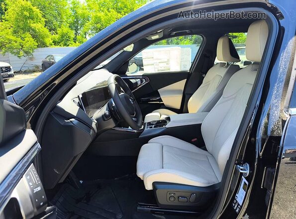 5UX53GP07T9168003 2026 BMW X3 Black წინა სალონის ხედი