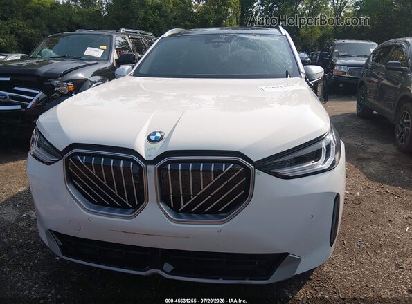 5UX53GP07T9429940 2026 BMW X3 White Вид щитка приладів