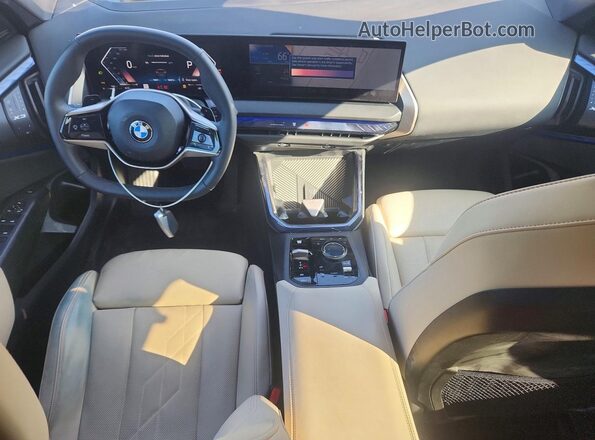 5UX53GP08S9Y32422 2025 BMW X3 Серый Вид панели приборов