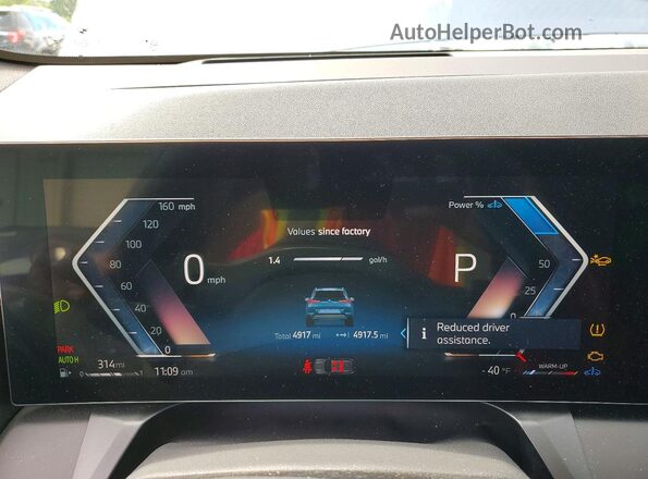 5UX53GP08S9Z75709 2025 BMW X3 Blue Instrument cluster view