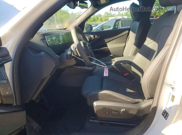 5UX53GP08T9205592 2026 BMW X3 White Widok wnętrza z przodu