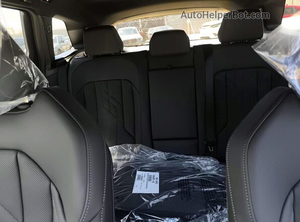 5UX53GP08T9433950 2026 BMW X3 Black Սալոնի հետևի տեսք