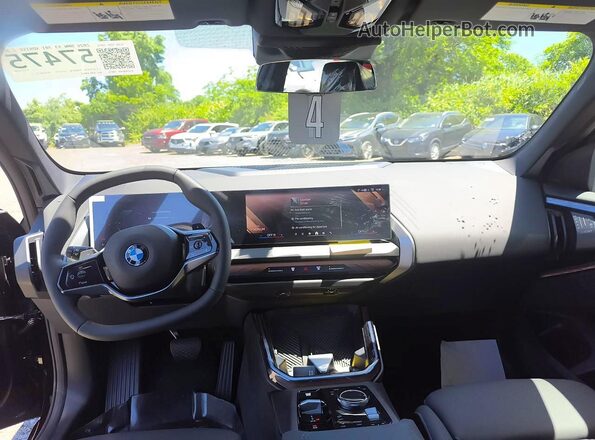 5UX53GP08T9433950 2026 BMW X3 Black Սարքավորումների վահանակի տեսք