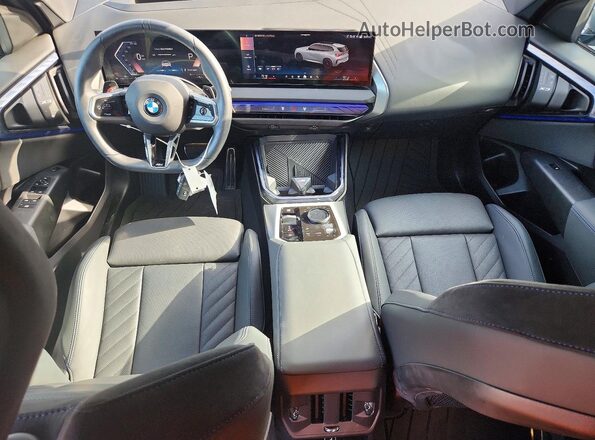 5UX53GP0XS9009250 2025 BMW X3 Silver Առջևի վահանակի տեսք