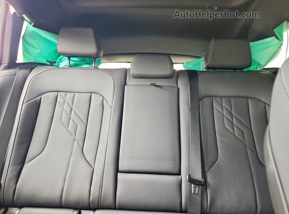 5UX53GP0XT9284361 2026 BMW X3 Gray Widok tylnych siedzeń