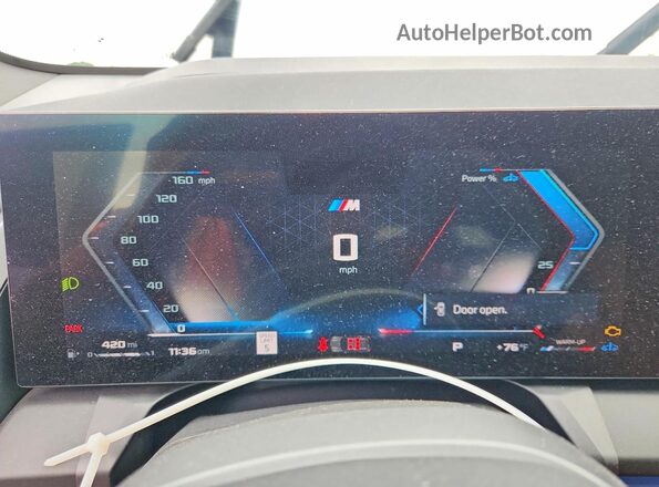 5UX73GP02S9X52316 2025 BMW X3 Gray Սարքավորումների վահանակի տեսք