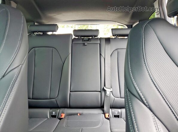 5UX83DP00N9L53427 2022 BMW X3 Gray Вид задніх сидінь