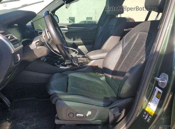 5UX83DP03N9K79940 2022 BMW X3 Green Widok wnętrza z przodu