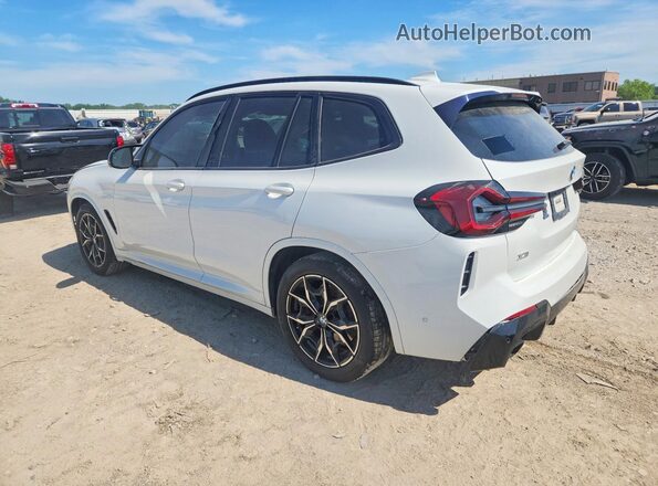 5UX83DP04N9K45697 2022 BMW X3 White Trasero izquierdo