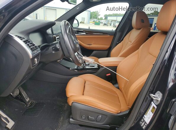 5UX83DP04R9X00859 2024 BMW X3 Black Вид салону спереду