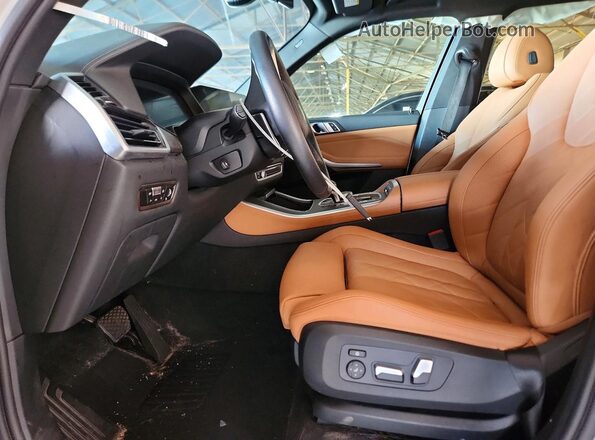 5UXCR4C00P9N73376 2023 BMW X5 White წინა სალონის ხედი