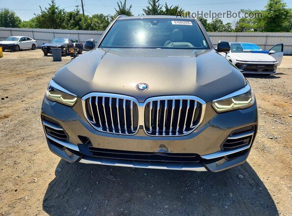 5UXCR4C00P9R29468 2023 BMW X5 Green წინა ხედი