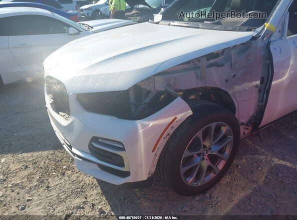 5UXCR4C02L9B44317 2020 BMW X5 White Вид спереду