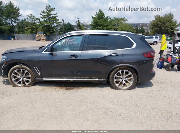 5UXCR4C02P9N44722 2023 BMW X5 Gray 